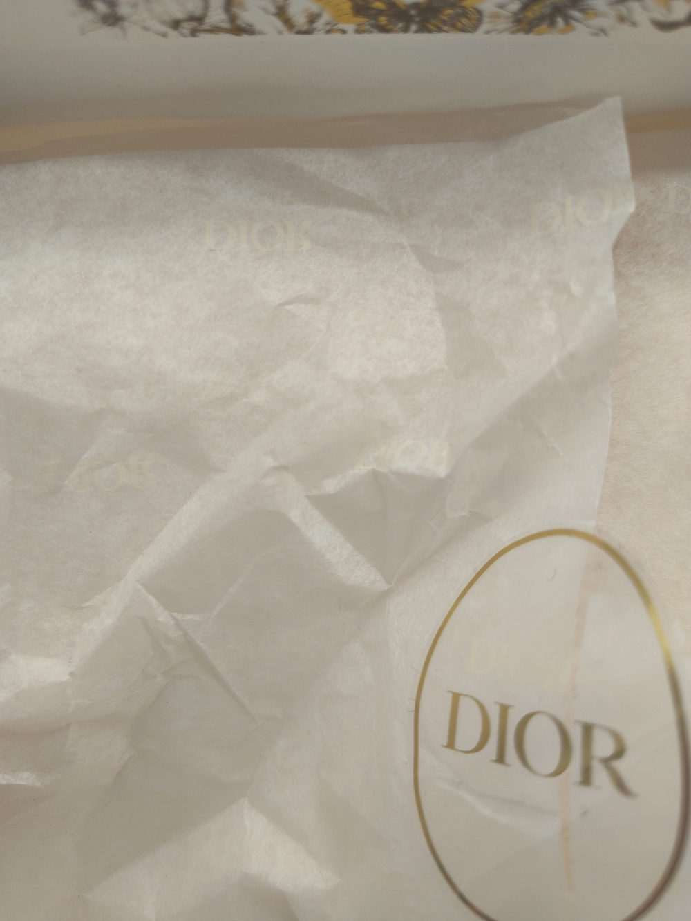 DIOR Limited Edition Holiday Gift Box Ribbon Tissue Gold Foil Butterfly EUC - Picture 6 of 10